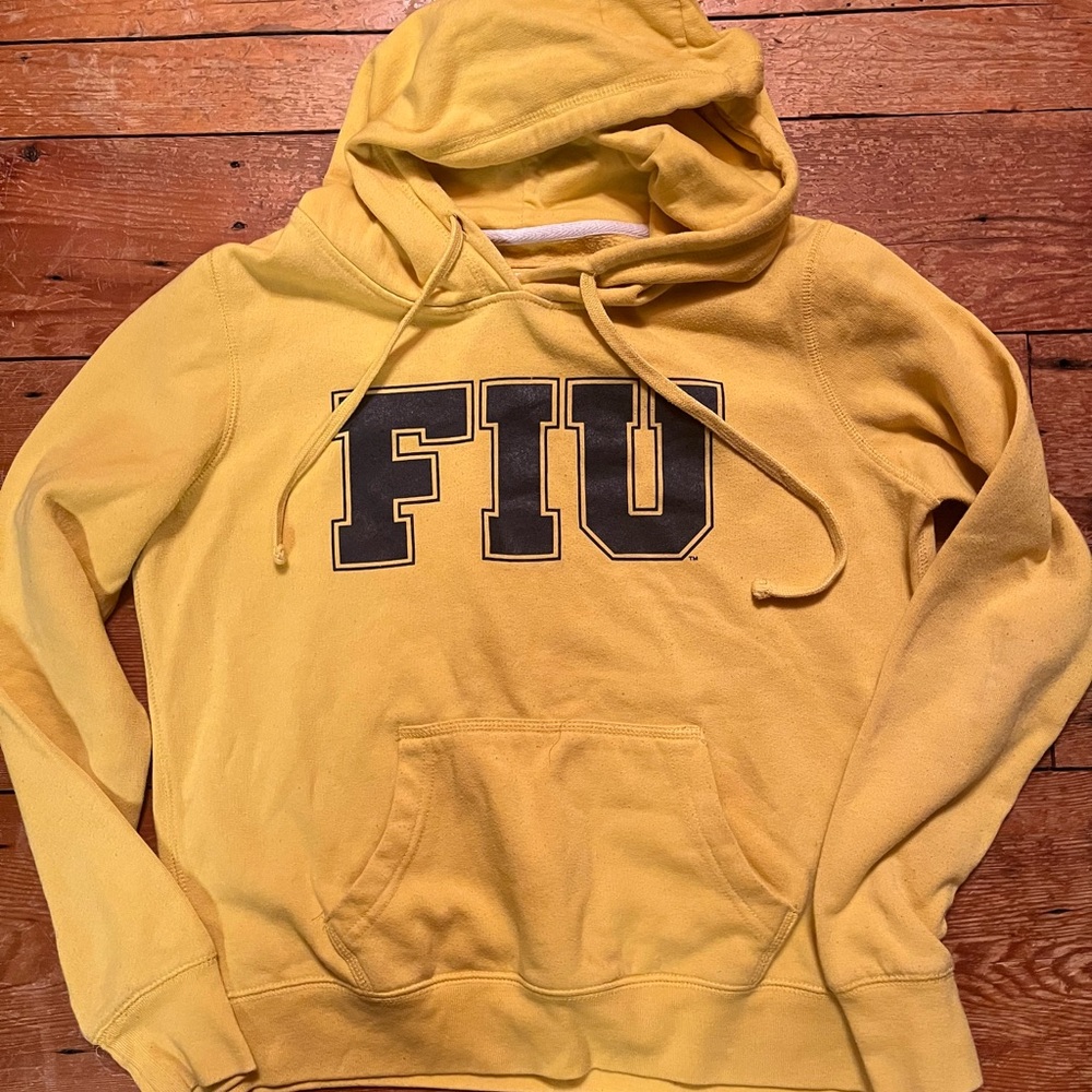 FIU (Florida International University) Pullover Hoodie –Men's Small –Gold/Yellow